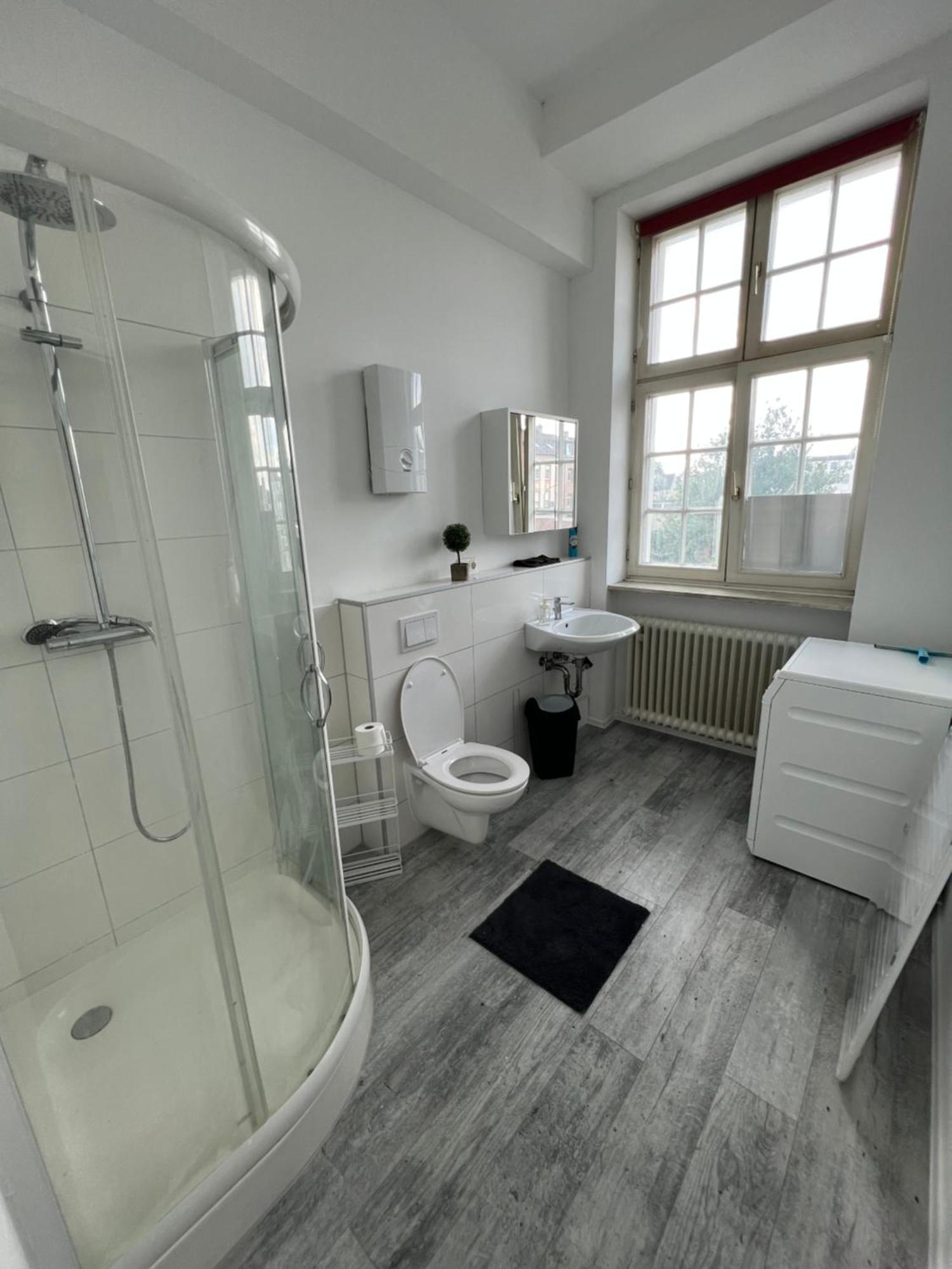 Viersen Schoene Apartments Am Duelkener Bahnhof Екстериор снимка
