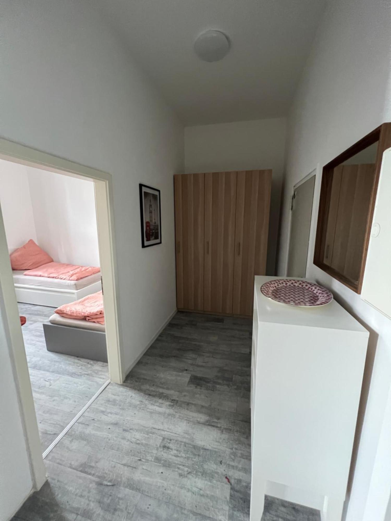 Viersen Schoene Apartments Am Duelkener Bahnhof Екстериор снимка