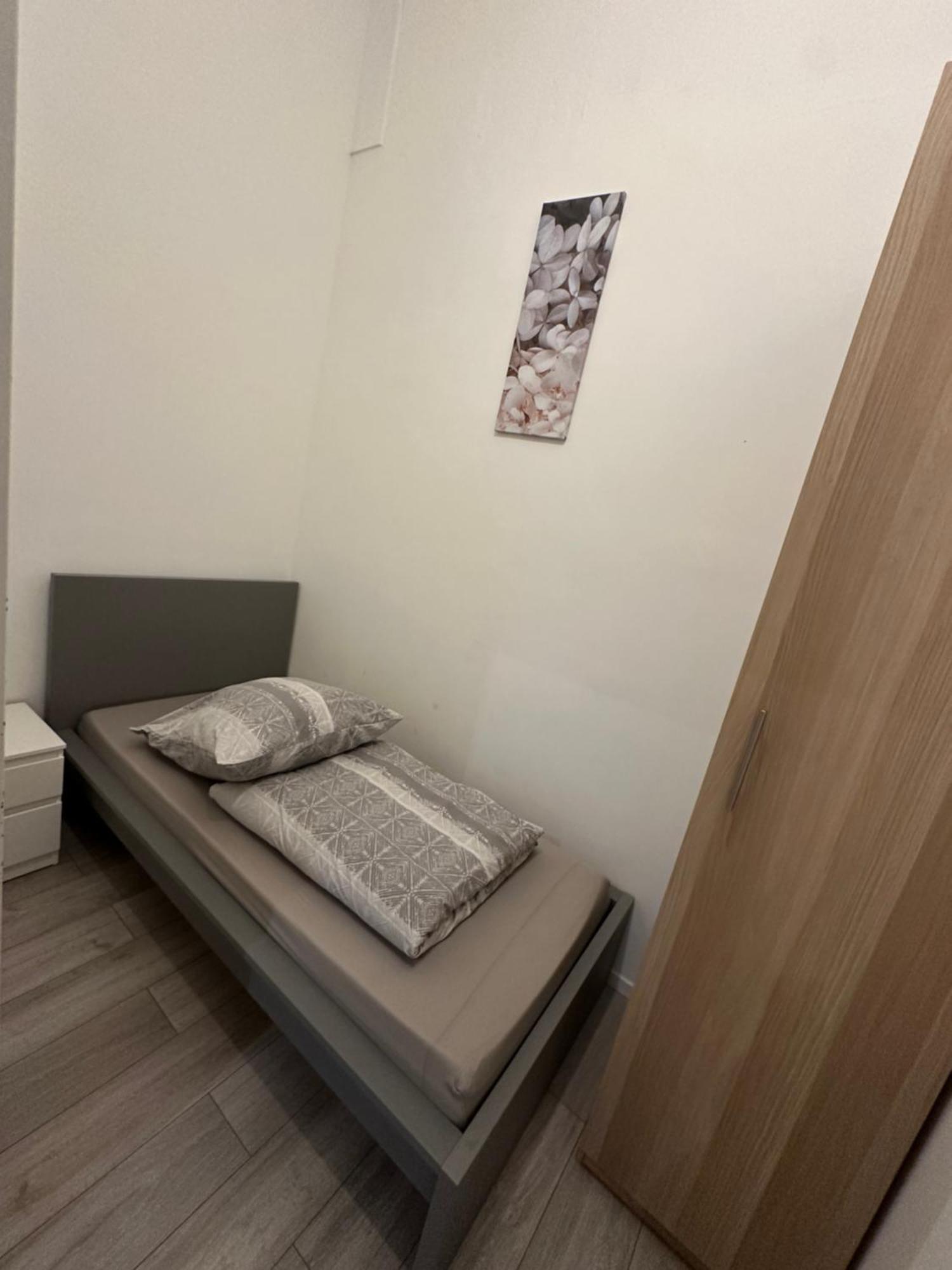 Viersen Schoene Apartments Am Duelkener Bahnhof Екстериор снимка
